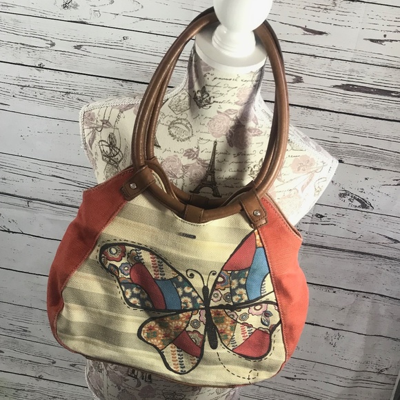 Relic Handbags - 👜👜👜   Relic Butterfly Purse  👜👜👜
